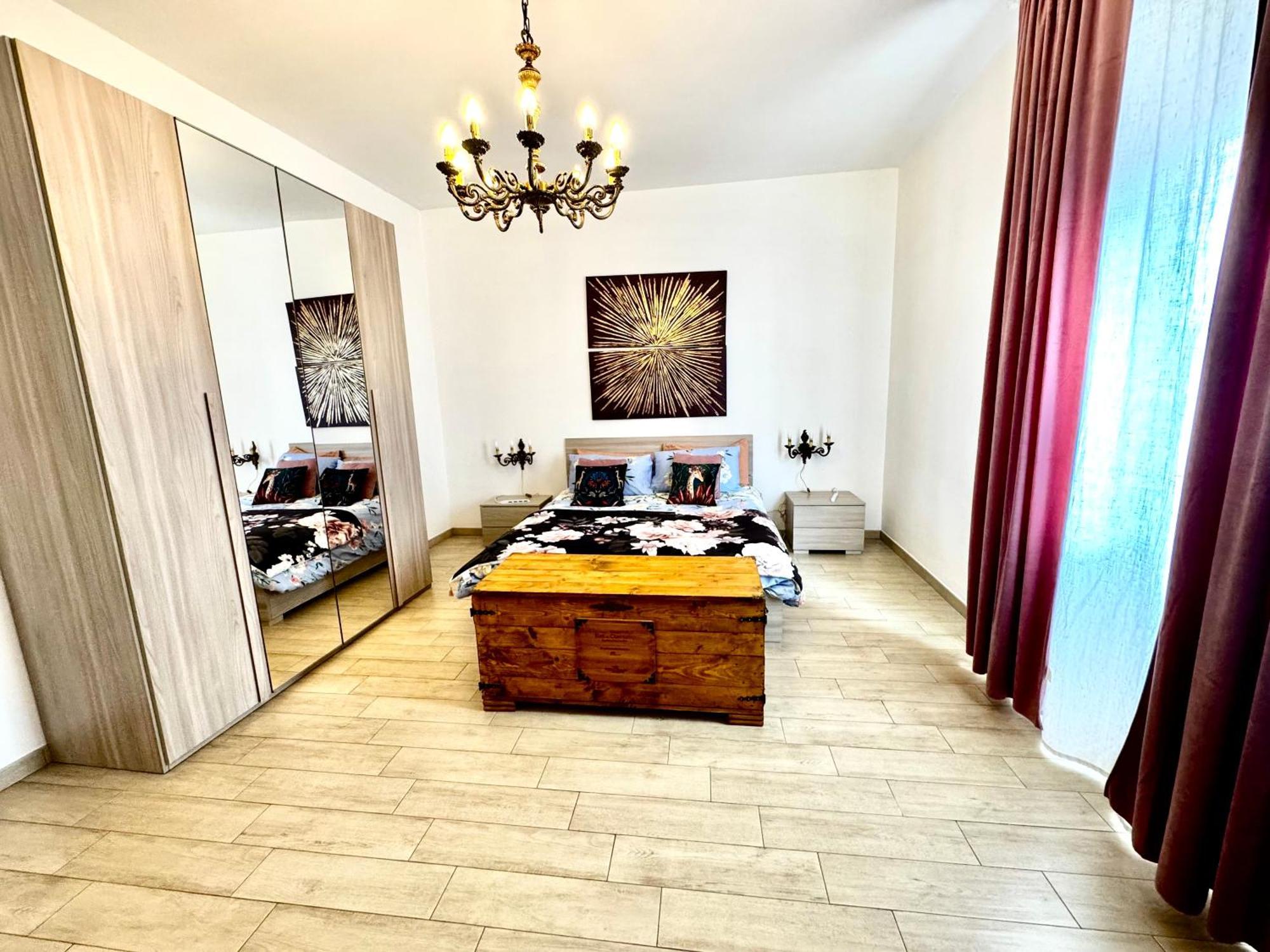 Апартаменти La Casa Di Sarah Aspetta Voi Неаполь Екстер'єр фото