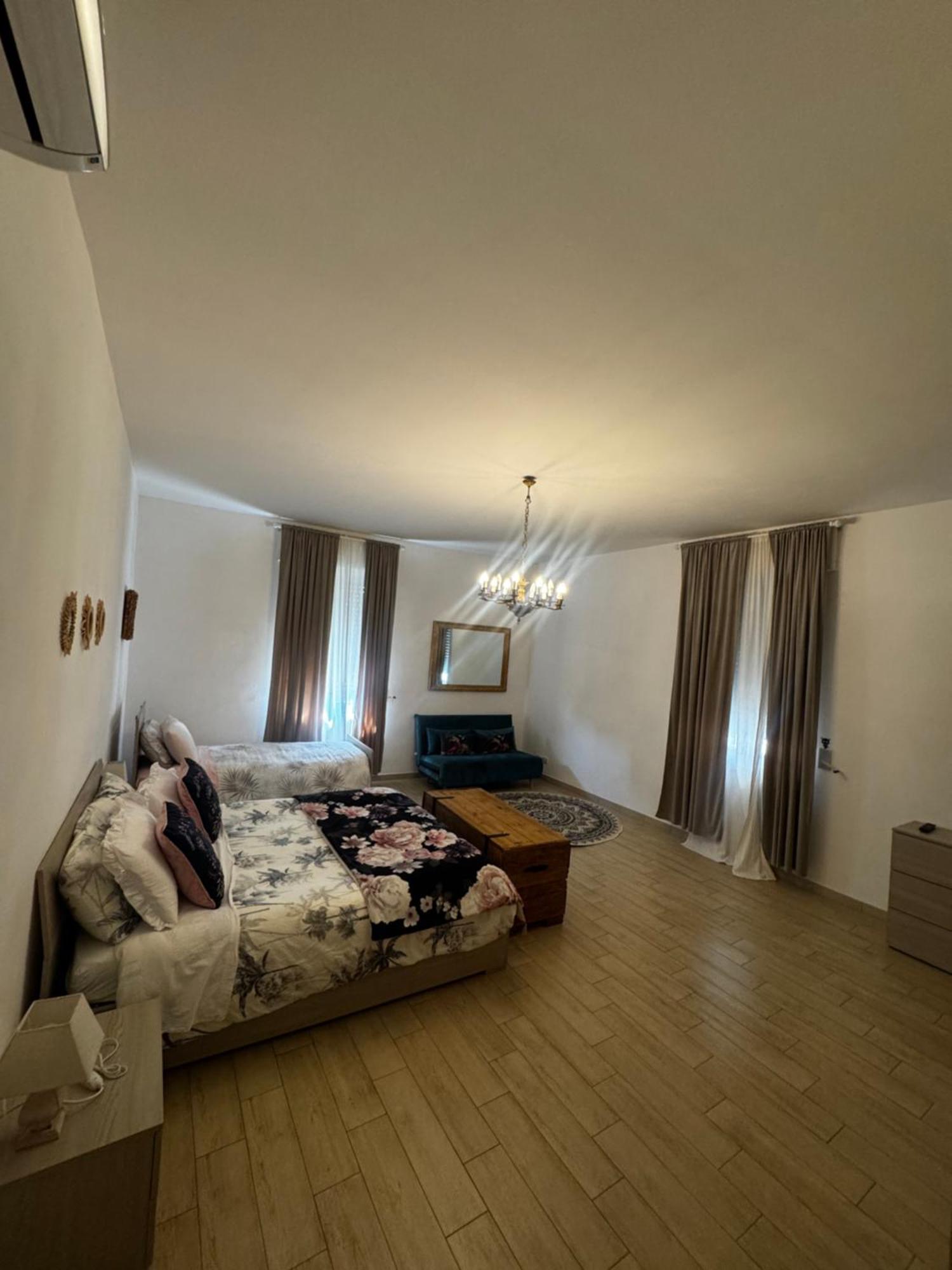 Апартаменти La Casa Di Sarah Aspetta Voi Неаполь Екстер'єр фото