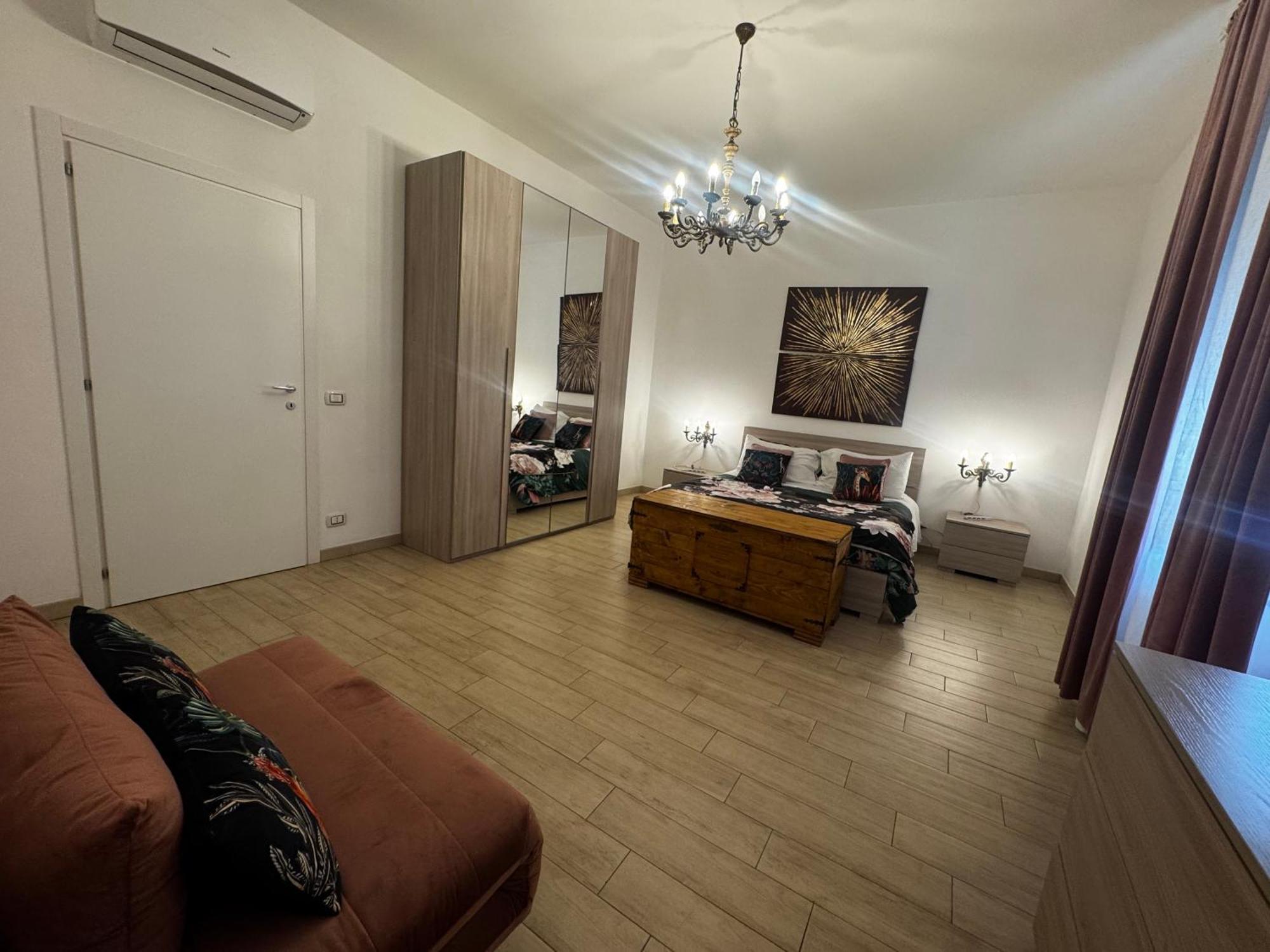 Апартаменти La Casa Di Sarah Aspetta Voi Неаполь Екстер'єр фото